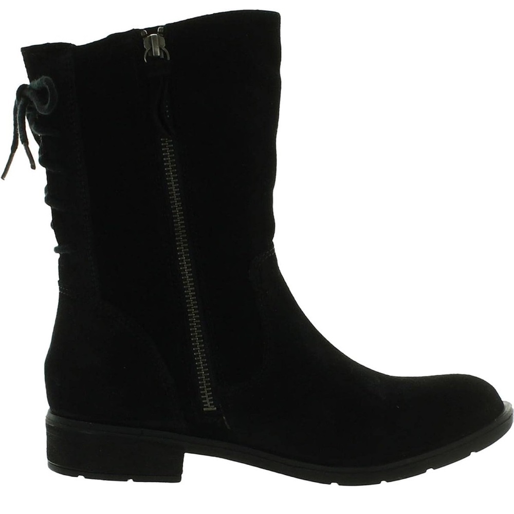 Sofft Boots- Sofft Sharnell Low- Lace up in back of boot- Black Suede- Size 11